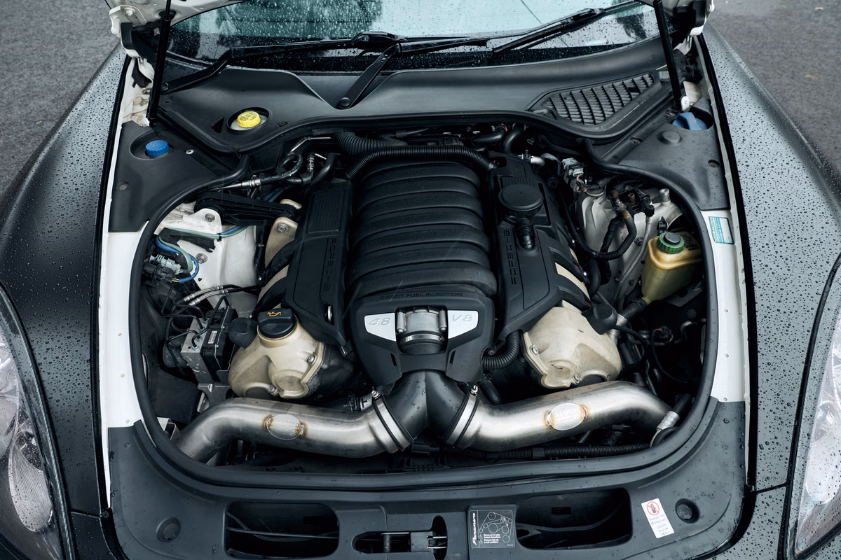 2010 Porsche Panamera 1st Gen — photo 5