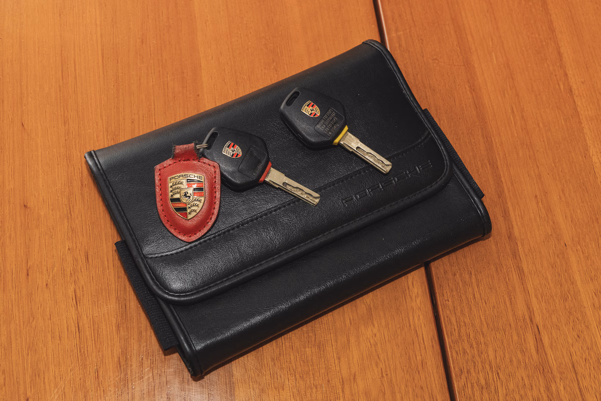 2002 Porsche 911 (996) Carrera — photo 6