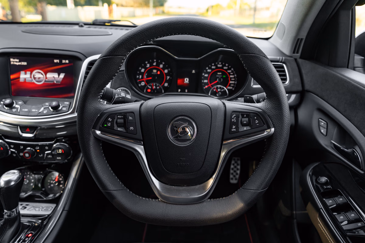 2015 HSV Clubsport R8 Tourer — photo 4