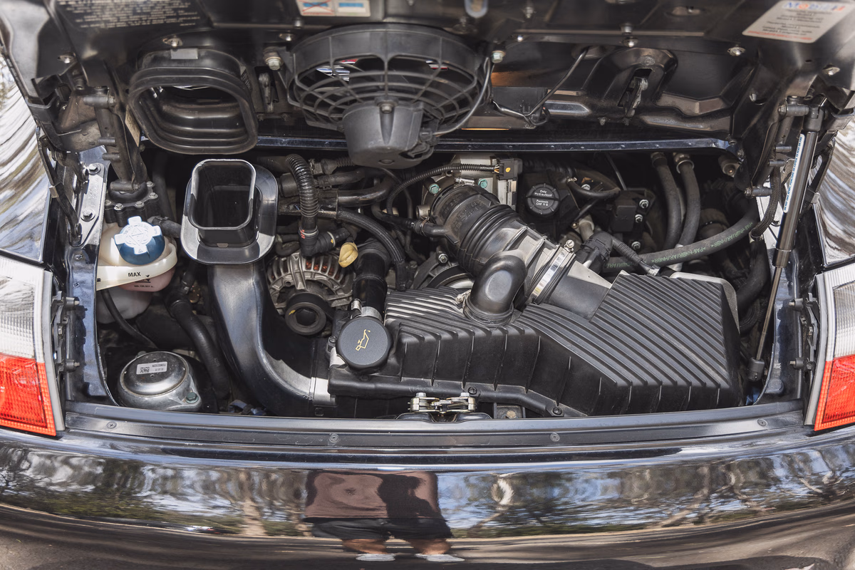 2002 Porsche 911 (996) Carrera — photo 5