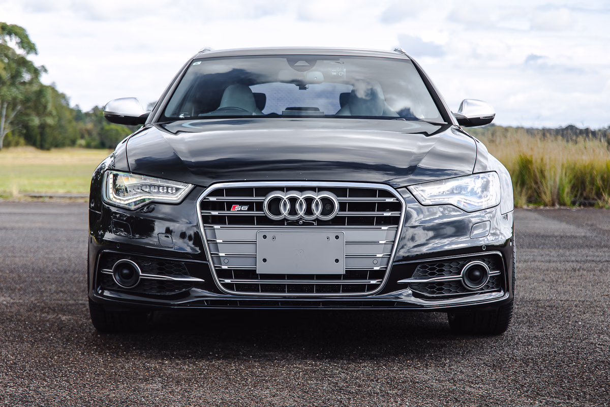 2013 Audi (C7) S6 Avant — photo 3