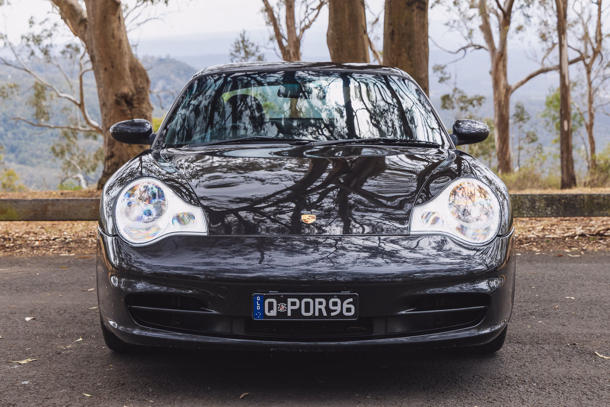 2002 Porsche 911 (996) Carrera — photo 2