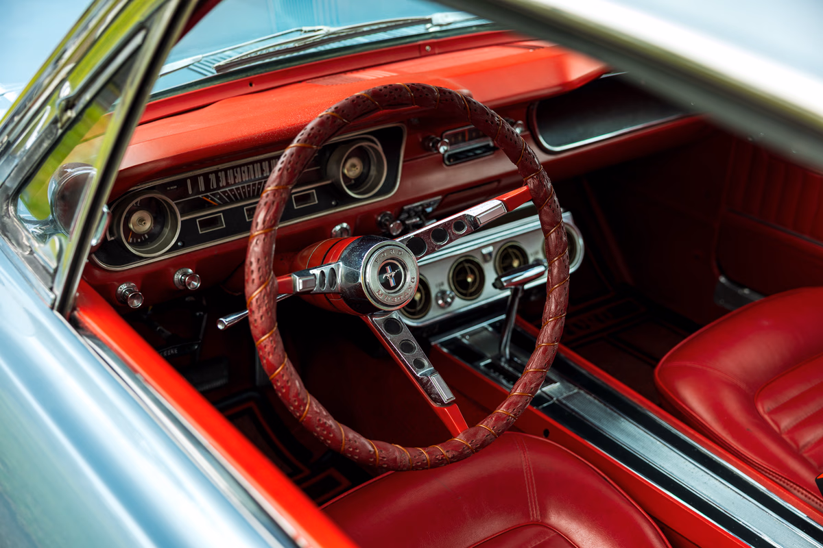 1965 Ford Mustang 1st Gen 1964 to 1966 — photo 4