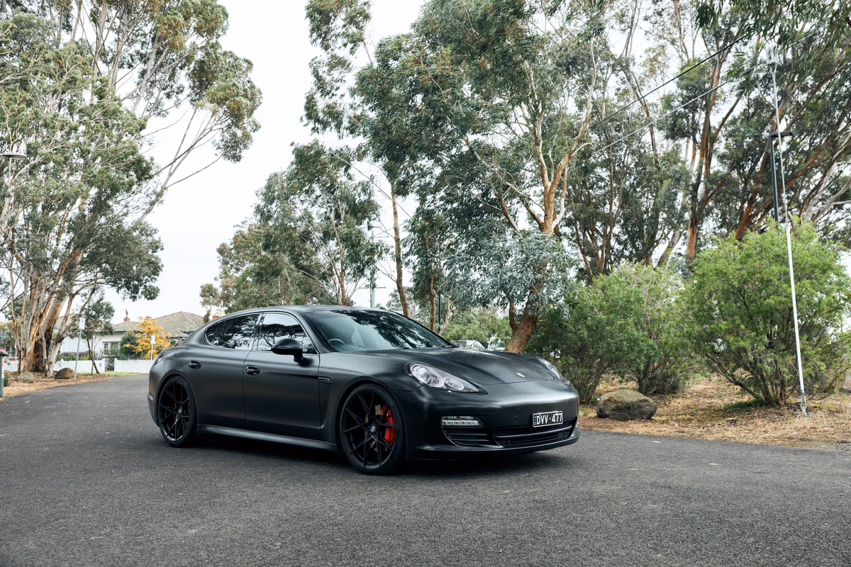 2010 Porsche Panamera 1st Gen — photo 3