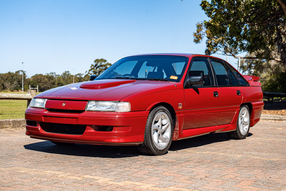 1990 HSV Commodore VN SS Group A — photo 3
