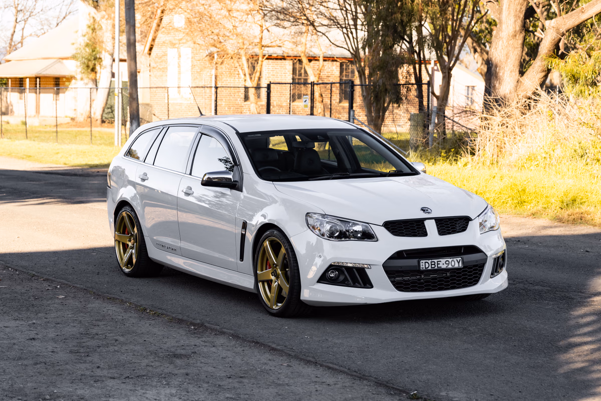 2015 HSV Clubsport R8 Tourer — photo 3