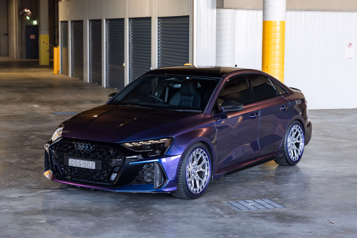 2025 Audi RS3 — photo 4