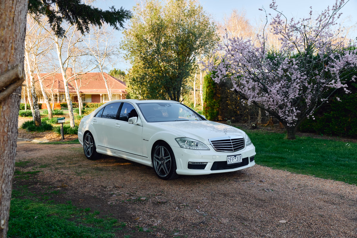 2010 Mercedes-Benz S-Class W221 S63 AMG LWB — photo 4