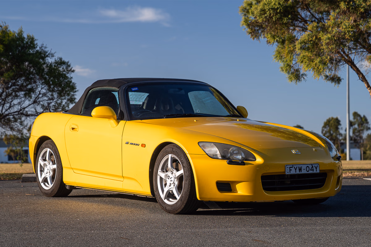 2000 Honda S2000 AP1 — photo 2