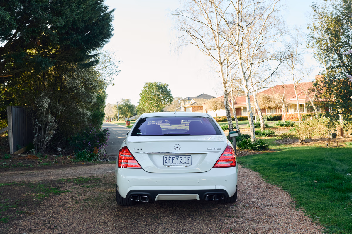 2010 Mercedes-Benz S-Class W221 S63 AMG LWB — photo 7