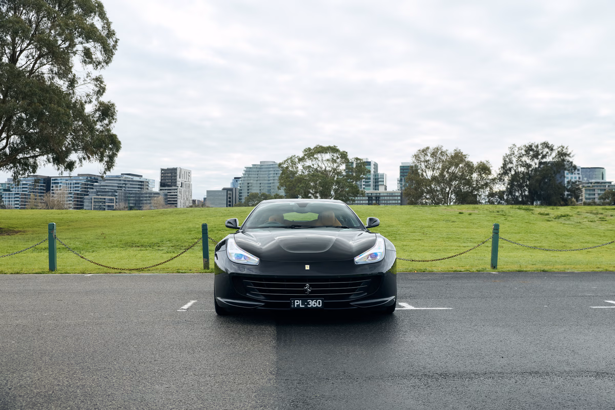 2017 Ferrari GTC4 Lusso — photo 3