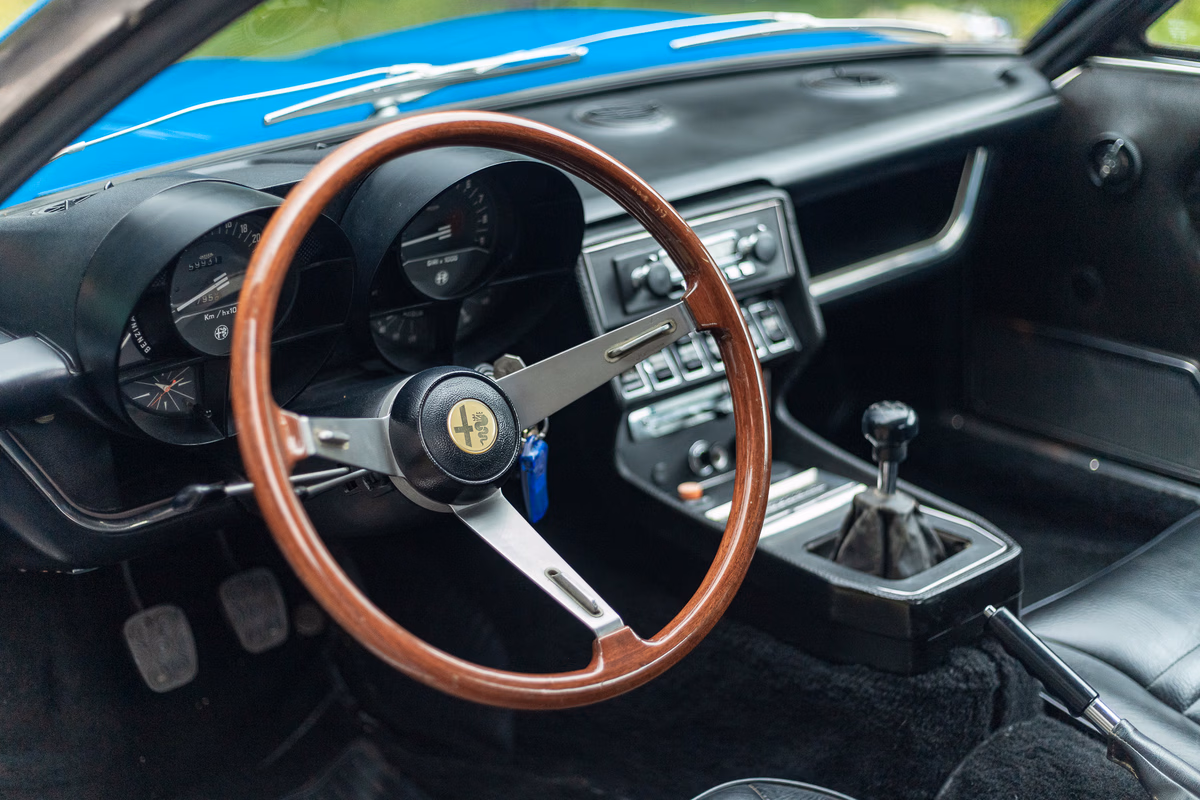 1971 Alfa Romeo Montreal — photo 5