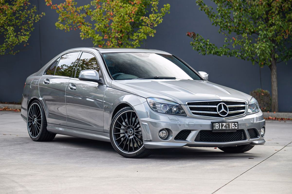 2007–2015 Mercedes-Benz C-Class W204 C63 AMG