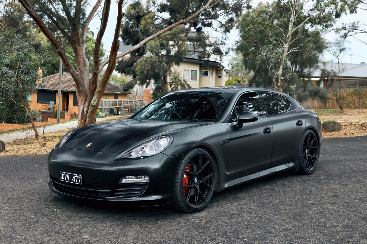 2011 Porsche Panamera S - Vehicle image
