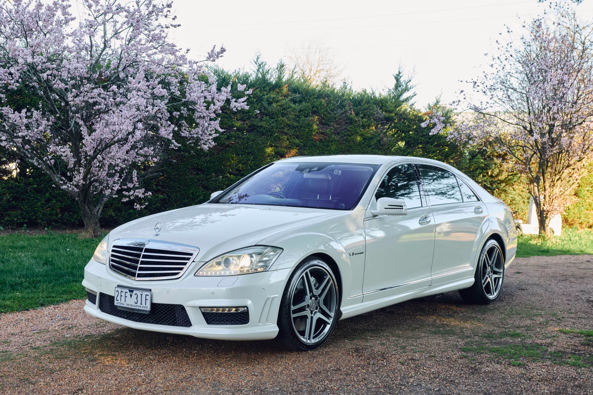 2010 Mercedes-Benz (W221) S63 AMG - Vehicle image